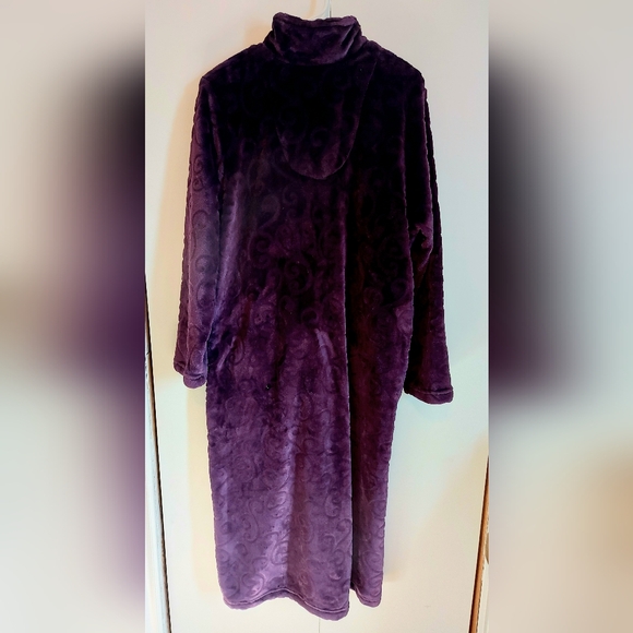 Cozees by Jasmine Rose House Robe house coat Velour purple Vine design - Picture 2 of 7